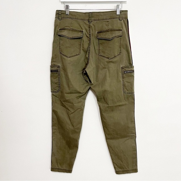 BOGO! Athleta Summit Utility Cargo Pants Olive Green High Rise Striped 4 - Picture 6 of 11